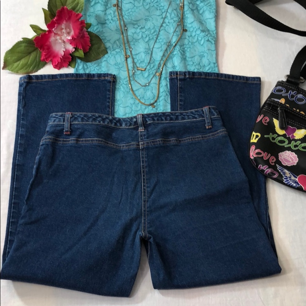 Blue Asphalt Stretchy Indigo Cropped Capri Jeans Jrs 5 - Picture 3 of 8